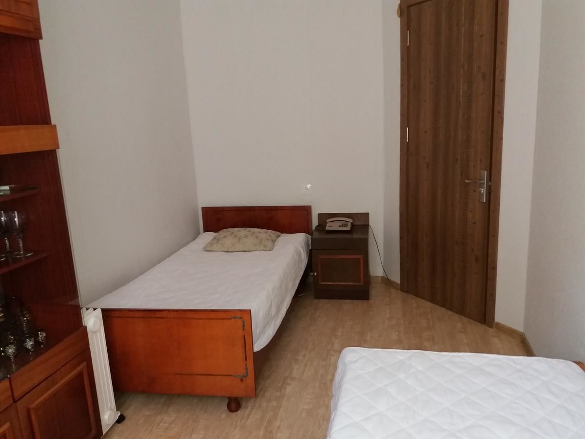 Гостевой дом Guest House Liana Тбилиси-7